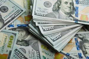 investor-panik-penurunan-peringkat-utang-as-memicu-gejolak-pasar-keuangan