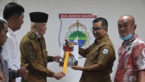 Tokoh Pejuang Pemekaran Sulbar Aruchul Tutup Usia