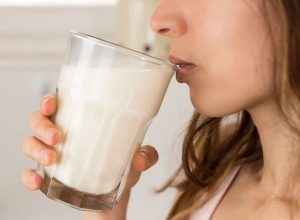 bpom-ingatkan-bahaya-minum-susu-saat-konsumsi-antibiotik